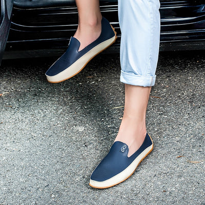 Summer Blue Low Flat Shoes Loafers Men Ultra-Light Classic Driving Shoes Male Size Soft Leather Boat Shoes Men Casual Shoes